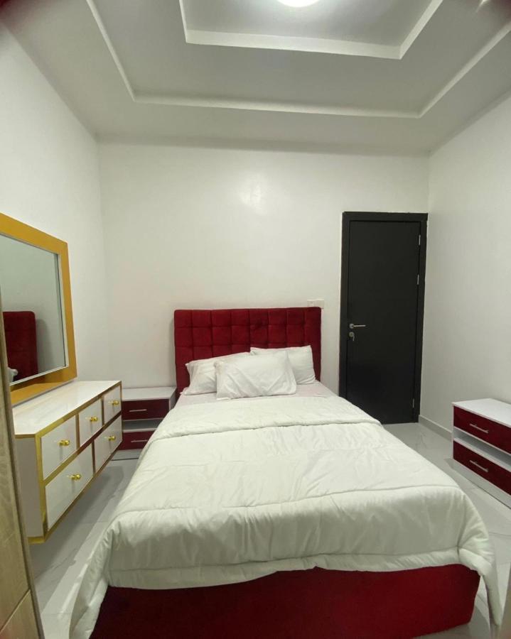 Urban Retreat Luxury Shortlet Apartment Lekki Ajah Lagos With Pool And Gym Exterior foto
